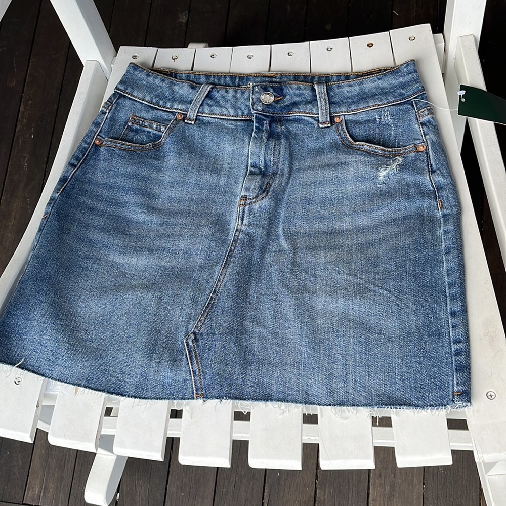 ☀️NWT Women’s Wild Fable Denim Skirt Size 6